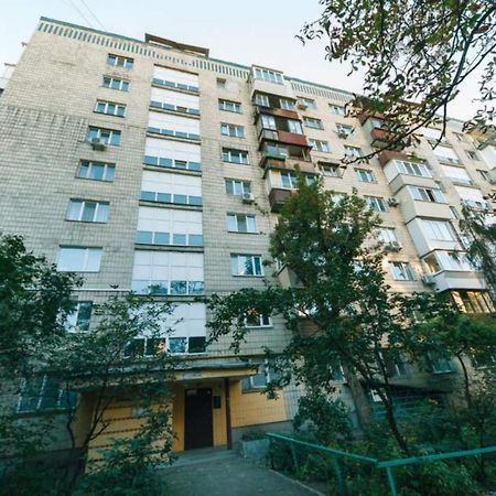 Квартира 1 Комнатная На Русановке Газ И Низкий Этаж Kyiv Exterior photo